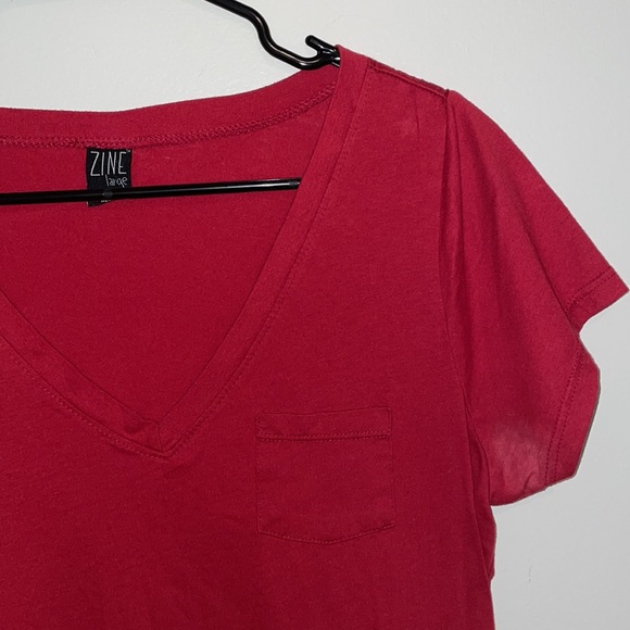 💖Bundle It!💖 Red V-Neck Short Sleeve Shirt with Pocket - Picture 2 of 6